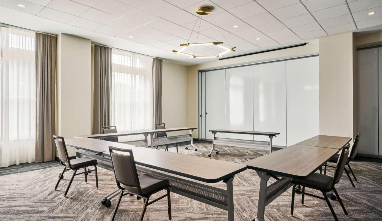 Hyatt House Chicago Medical/University District Екстер'єр фото